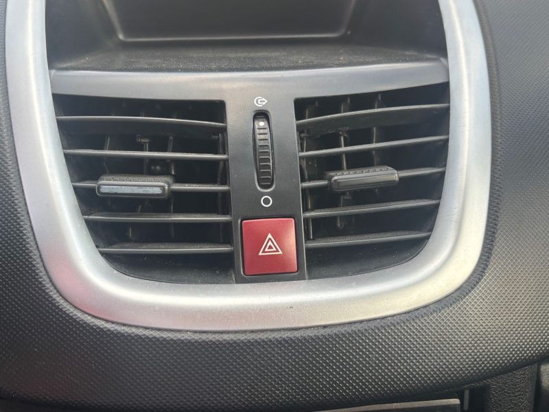 PEUGEOT 206+ 1.1 1124CM3 60CV  2012