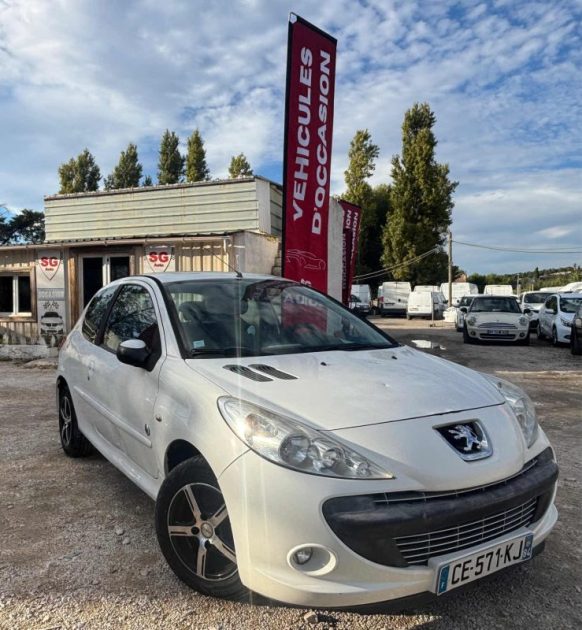 PEUGEOT 206+ 1.1 1124CM3 60CV  2012
