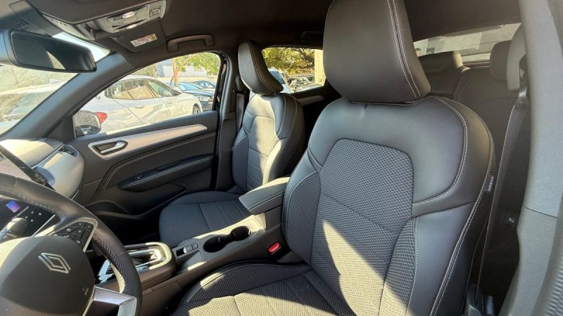 RENAULT ARKANA 1.6 E-TECH 145 TECHNO 2024