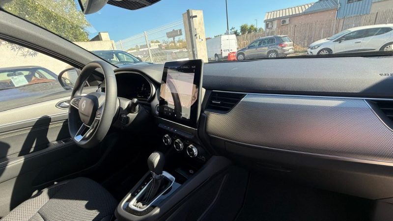 RENAULT ARKANA 1.6 E-TECH 145 TECHNO 2024