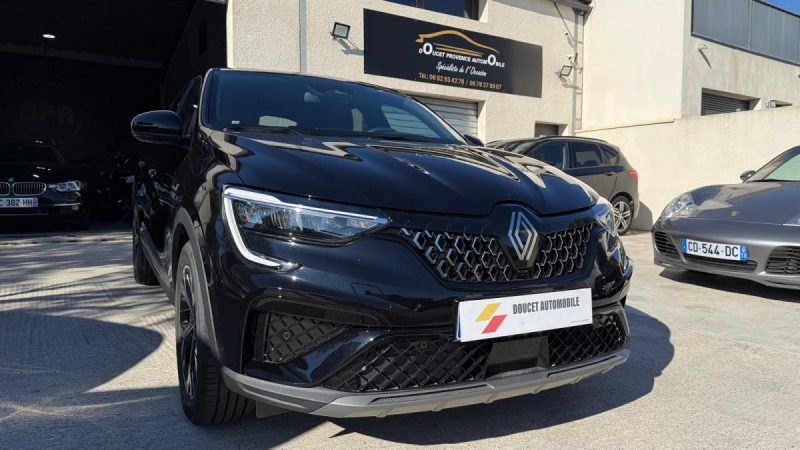 RENAULT ARKANA 1.6 E-TECH 145 TECHNO 2024