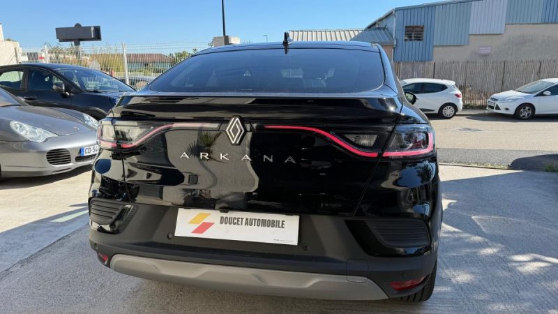 RENAULT ARKANA 1.6 E-TECH 145 TECHNO 2024