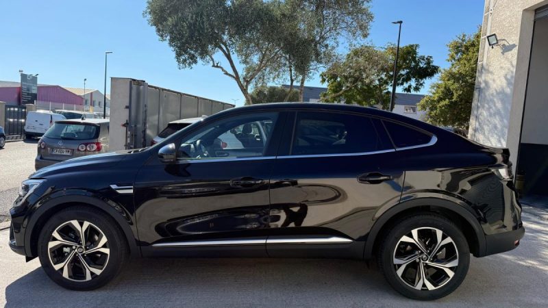 RENAULT ARKANA 1.6 E-TECH 145 TECHNO 2024