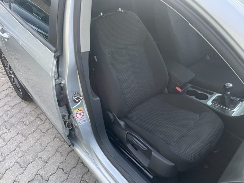 VOLKSWAGEN PASSAT 1.4 TSI 122CH CONFORTLINE 2011
