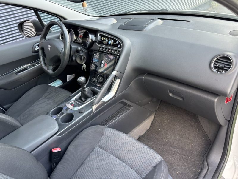 PEUGEOT 3008 1.6 THP 16V 156CH PREMIUM PACK - SUIVI ENTRETIEN COMPLET 