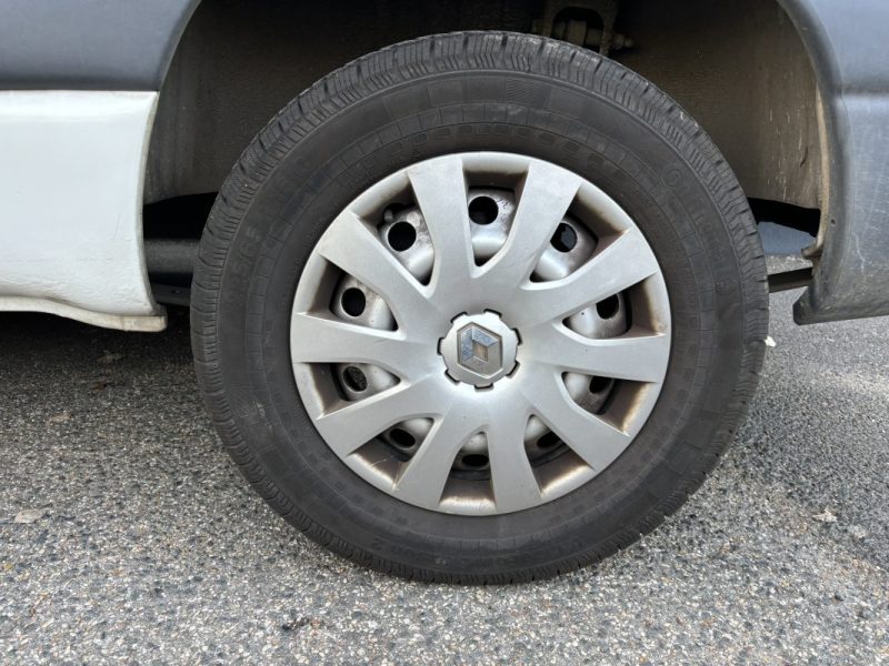 RENAULT MASTER GENERIQUE L2H2 3.5T 2.5DCI 125 / ENTRETIEN COMPLET 