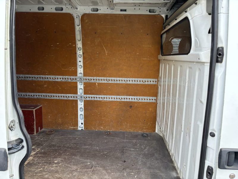 RENAULT MASTER GENERIQUE L2H2 3.5T 2.5DCI 125 / ENTRETIEN COMPLET 