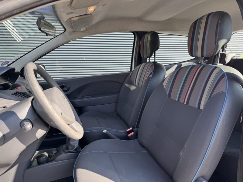 Renault Twingo 1.2 LEV 75ch eco² Limited - Suivi d'Entretien