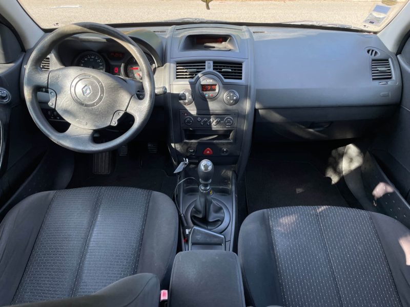 RENAULT MEGANE 2 PACK AUTHENTIQUE 1.9DCI 120CH