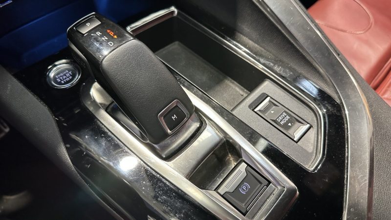 Peugeot 3008 1.5 BlueHDI 130ch GT - Intérieur Cuir