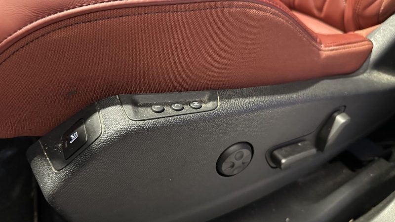 Peugeot 3008 1.5 BlueHDI 130ch GT - Intérieur Cuir