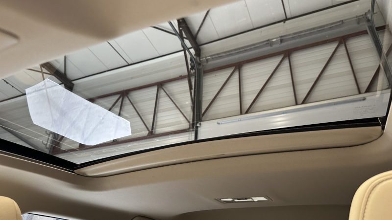 Lexus NX 300h 2.5 197ch Luxe e-CVT 4WD - Toit ouvrant - Attelage amovible