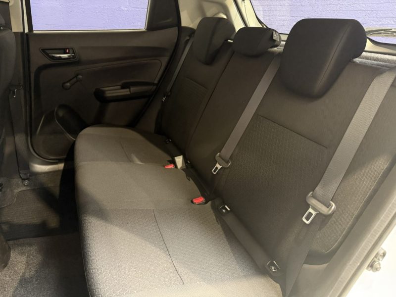 SUZUKI SWIFT 1.2 DUALJET HYBRID 83CH AVANTAGE / PREMIERE MAIN / 9500km