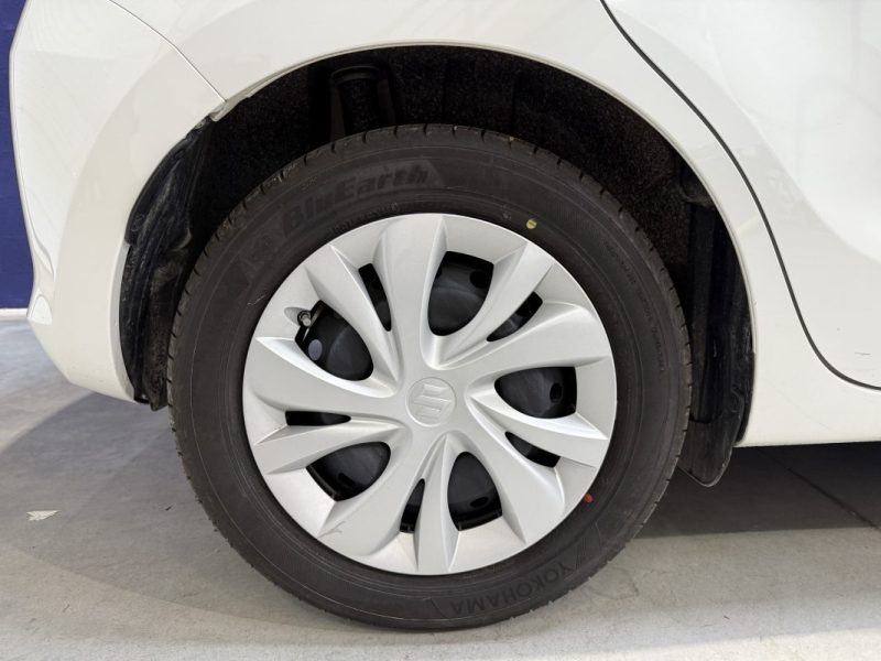 SUZUKI SWIFT 1.2 DUALJET HYBRID 83CH AVANTAGE / PREMIERE MAIN / 9500km