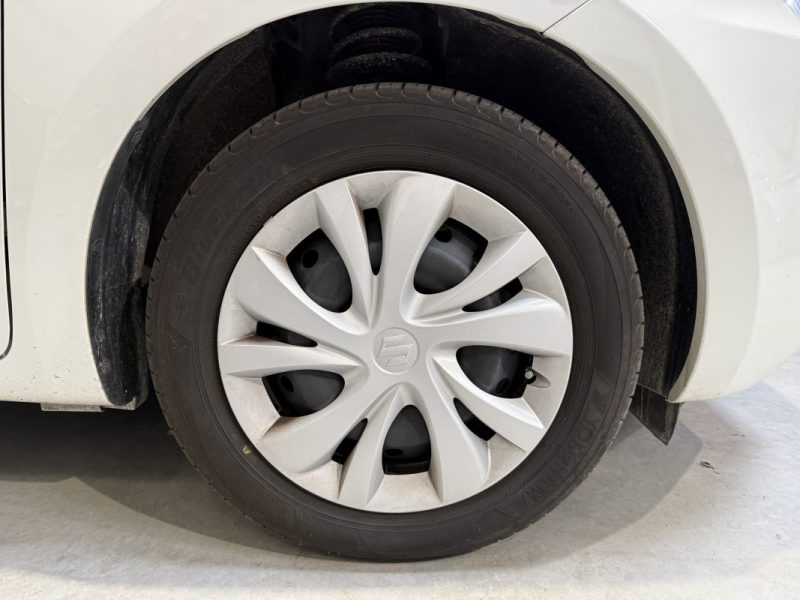 SUZUKI SWIFT 1.2 DUALJET HYBRID 83CH AVANTAGE / PREMIERE MAIN / 9500km