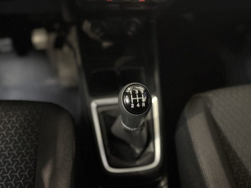 SUZUKI SWIFT 1.2 DUALJET HYBRID 83CH AVANTAGE / PREMIERE MAIN / 9500km