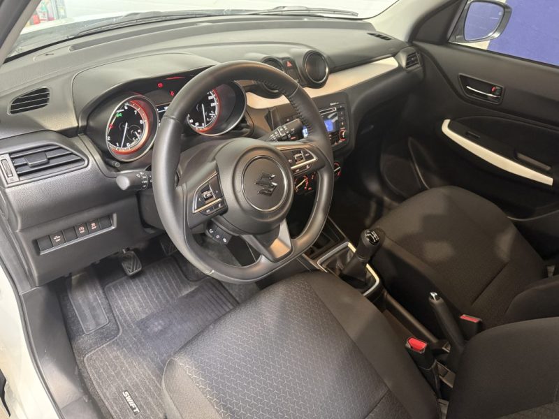 SUZUKI SWIFT 1.2 DUALJET HYBRID 83CH AVANTAGE / PREMIERE MAIN / 9500km