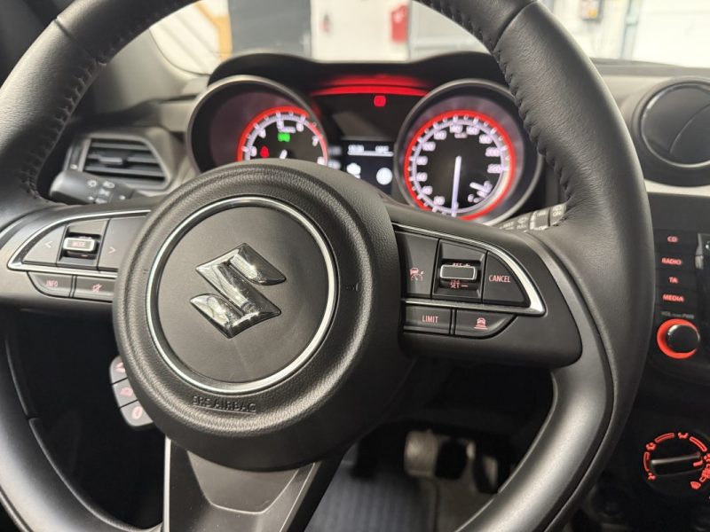 SUZUKI SWIFT 1.2 DUALJET HYBRID 83CH AVANTAGE / PREMIERE MAIN / 9500km