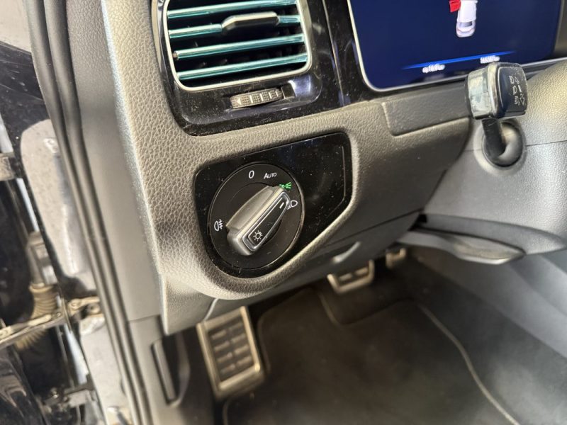 Volkswagen Golf 7.5 GTE 1.4 TSI 204CH DSG6 - Historique d'entretien - CarPlay - Virtual Cockpit