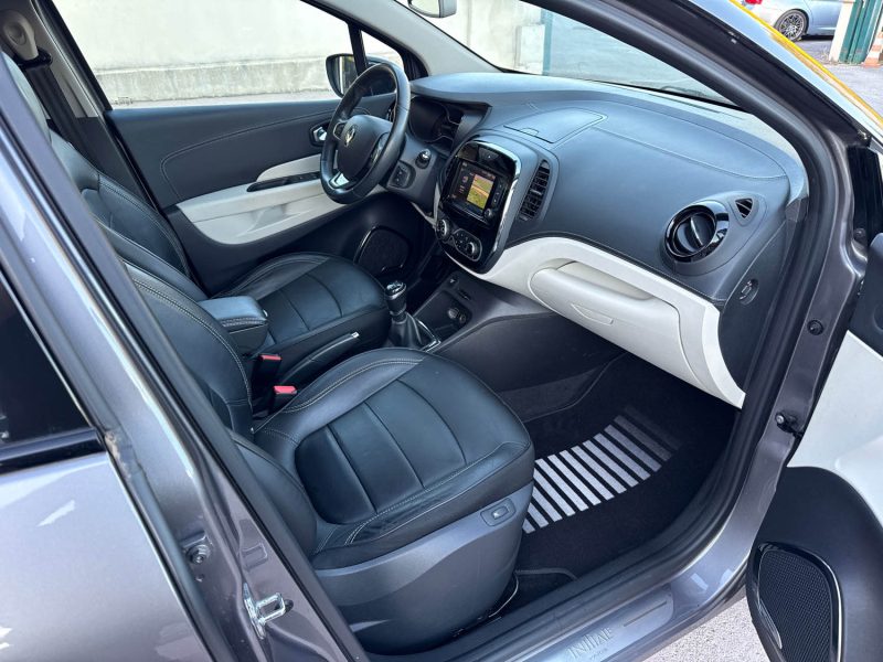 RENAULT CAPTUR 1.3 TCe 130 ch Initiale Paris