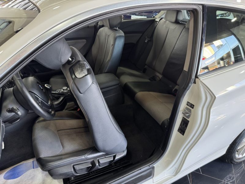 B.M.W. SERIE 1 118D 143CH LOUNGE PLUS 3P 