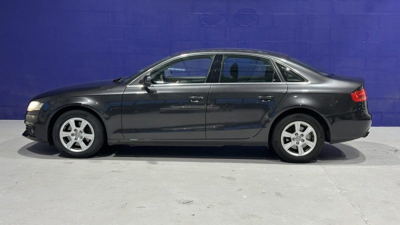 Audi A4 B8 1.8 TFSI 120ch Attraction Multitronic