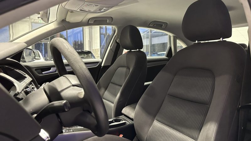 Audi A4 B8 1.8 TFSI 120ch Attraction Multitronic