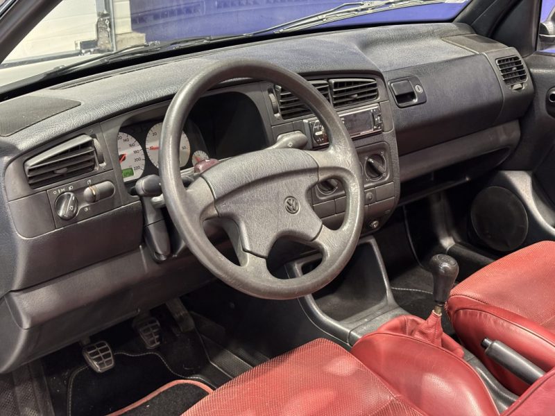 Volkswagen Golf 3 1.8 75ch Coast - Distribution faite - Dossier de factures