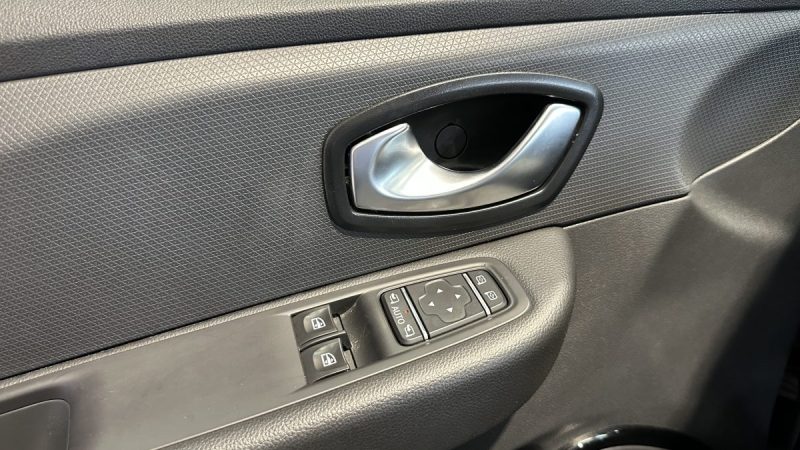 Renault Clio 4 0.9 TCe 90ch Génération - Flexfuel