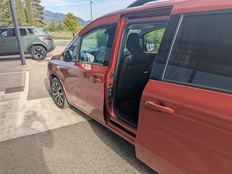 Renault Kangoo 1.5 Blue dCi - 115 BV EDC III COMBI Techno