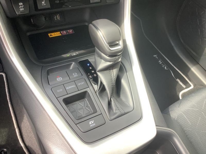 Toyota RAV4 HYBRIDE MY23 218 ch 2WD Dynamic