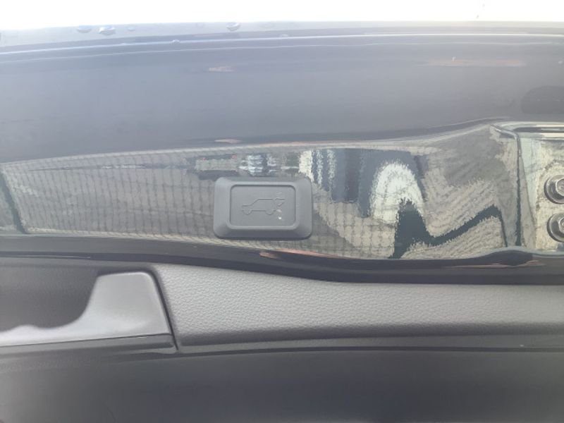 Toyota RAV4 HYBRIDE MY23 218 ch 2WD Dynamic