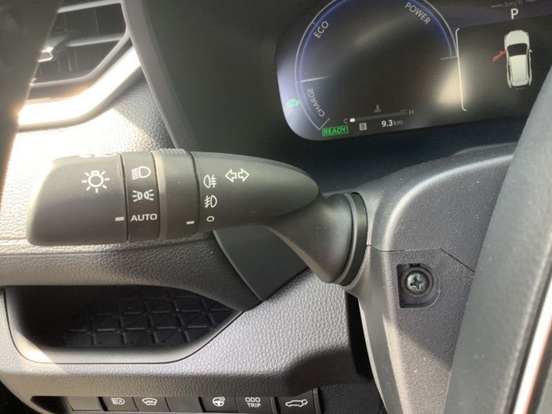 Toyota RAV4 HYBRIDE MY23 218 ch 2WD Dynamic