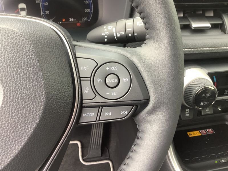 Toyota RAV4 HYBRIDE MY23 218 ch 2WD Dynamic