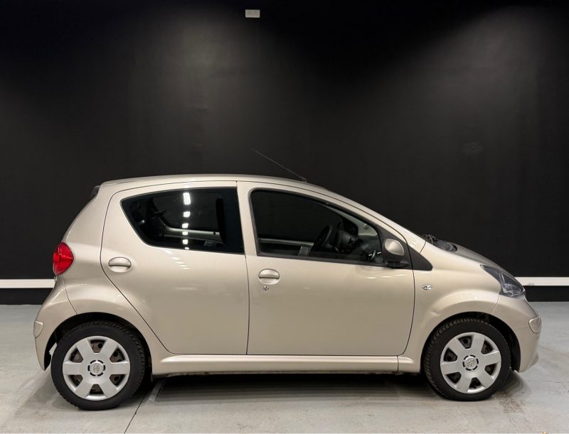 TOYOTA AYGO 1.0 68CV AUTOMATIQUE 2008