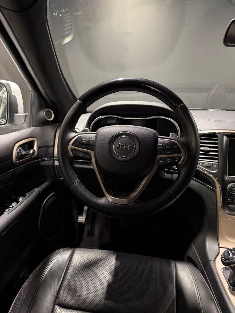 JEEP GRAND CHEROKEE SUMMIT 2014