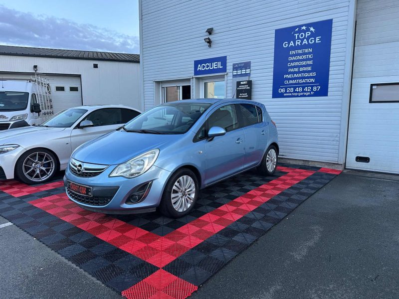 OPEL CORSA 1.2 TWINPORT GRAPHITE 5P 