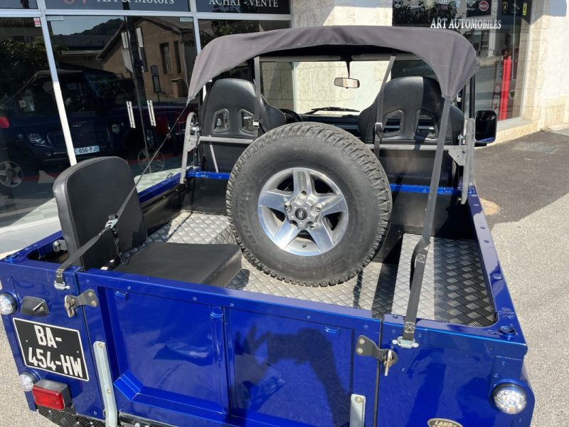 LAND ROVER Defender 90 2,5L SW TD 4X4  1987