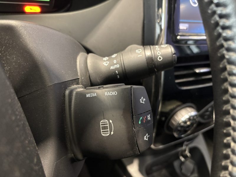 Renault Zoe R90 90ch Business - SOH 88% - Entretien à jour