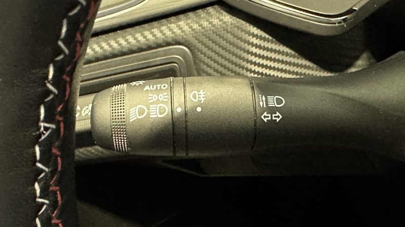 Renault Captur 1.3 TCe Mild Hybrid 140ch RS-Line - Volant chauffant