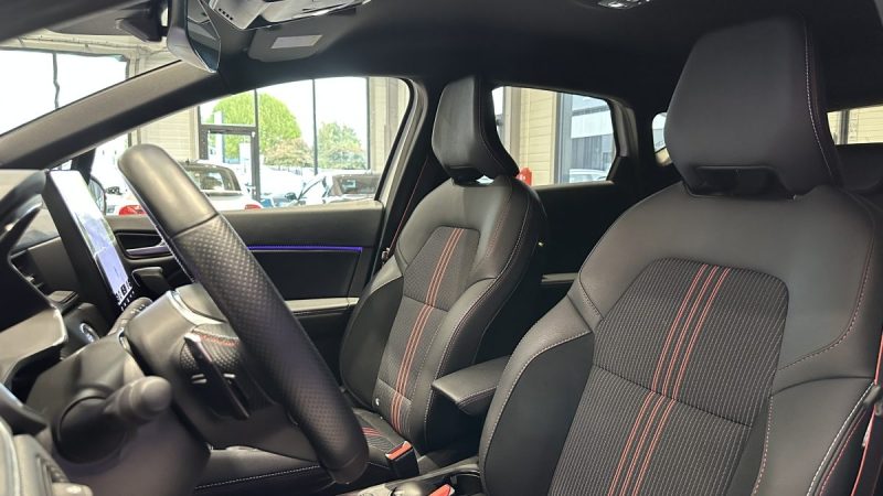 Renault Captur 1.3 TCe Mild Hybrid 140ch RS-Line - Volant chauffant