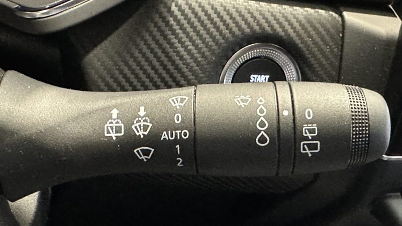 Renault Captur 1.3 TCe Mild Hybrid 140ch RS-Line - Volant chauffant