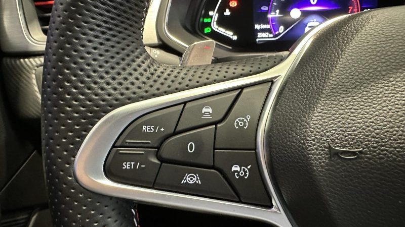 Renault Captur 1.3 TCe Mild Hybrid 140ch RS-Line - Volant chauffant