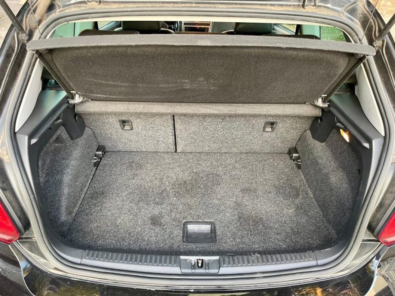 VOLKSWAGEN POLO V 1.4 TDI 105CH SPORTLINE 3P 