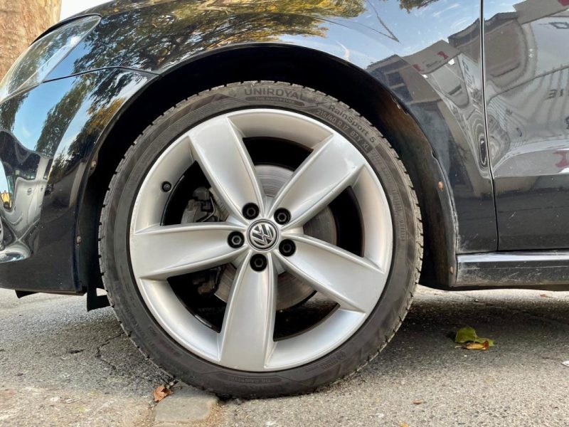 VOLKSWAGEN POLO V 1.4 TDI 105CH SPORTLINE 3P 