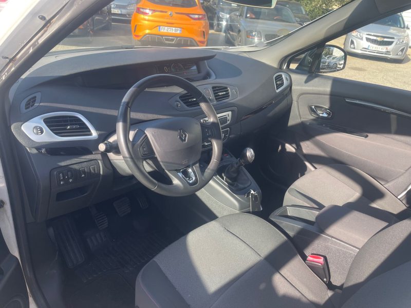 RENAULT MEGANE SCENIC 1.5 DCI 110CH DYNAMIQUE 204MKM