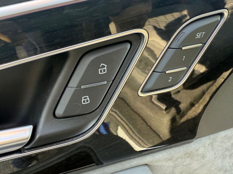 Audi Q7 60 TFSI e 456ch Competition quattro Tiptronic 5 places 153MKM