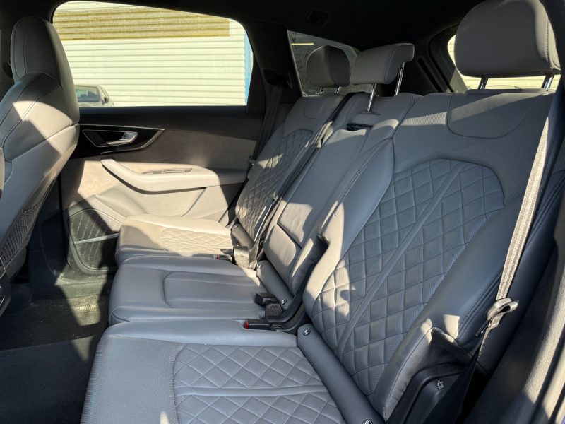 Audi Q7 60 TFSI e 456ch Competition quattro Tiptronic 5 places 153MKM