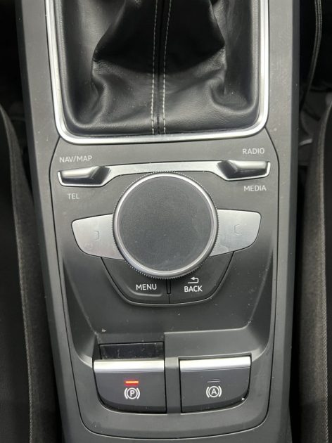 Audi Q2 1.4 TFSi 150ch COD S-line - Pack Alu extérieur/Rotors/Semi-cuir