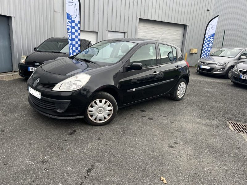 Renault Clio 3 1.5 Dci 70 Ch Garantie 